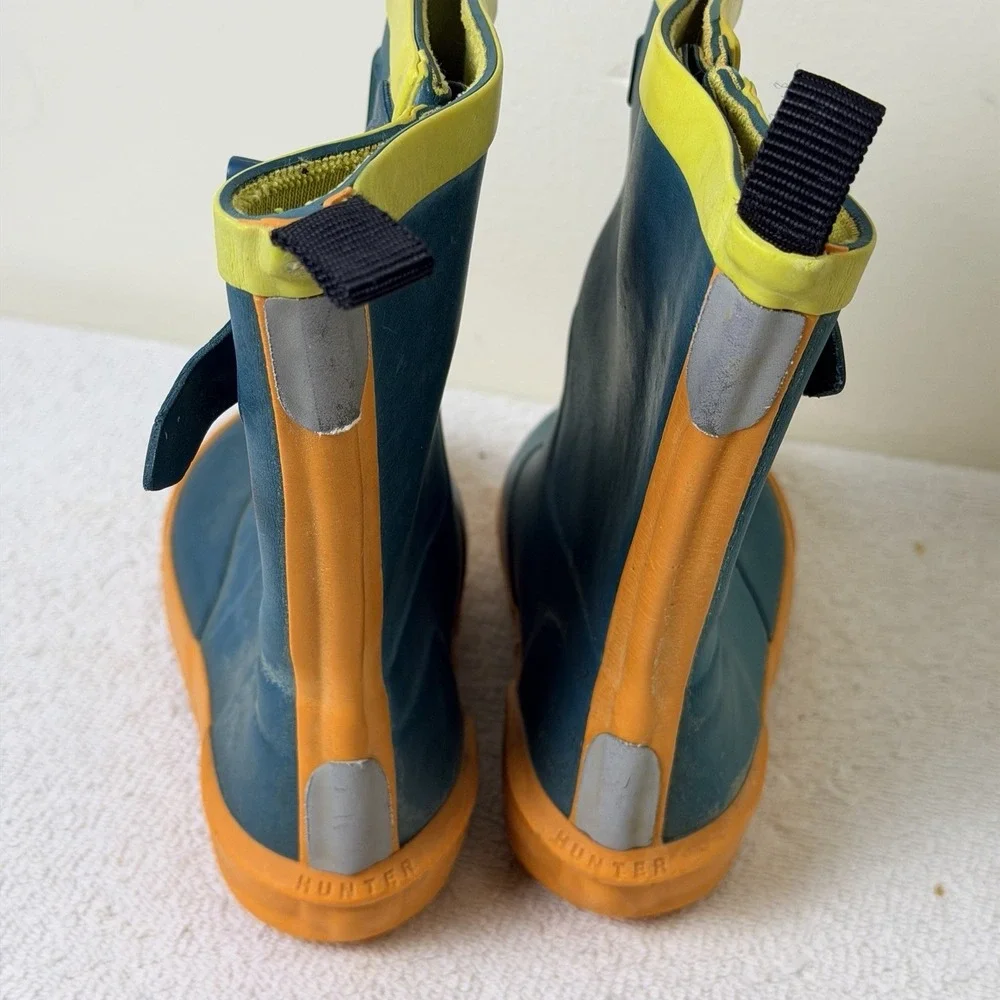 Kids Hunter Rubber Rain Boots-Yellow Green-Sz 8-Buckles-outdoors Puddles